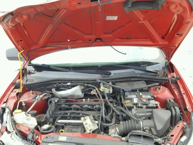 1FAHP32N58W294342 - 2008 FORD FOCUS S/SE RED photo 7