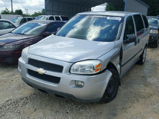 1GNDV23W18D167302 - 2008 CHEVROLET UPLANDER L 银色 照片 2