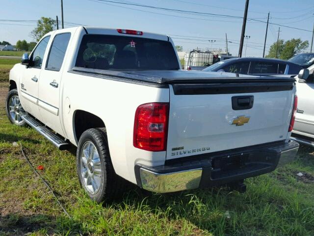 3GCPCSE08DG196314 - 2013 CHEVROLET SILVERADO WHITE photo 3