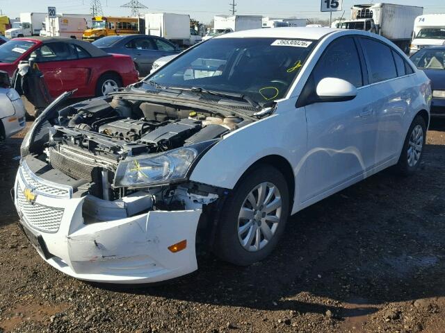 1G1PF5S97B7148476 - 2011 CHEVROLET CRUZE WHITE photo 2