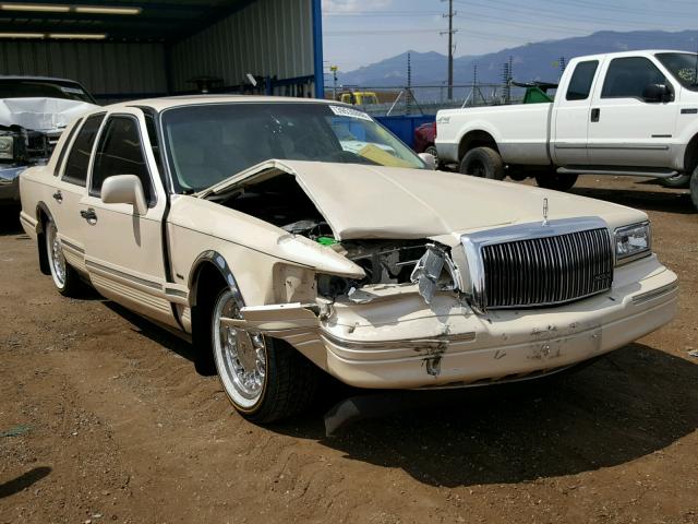 1LNLM83W4SY648814 - 1995 LINCOLN TOWN CAR C CREAM photo 1