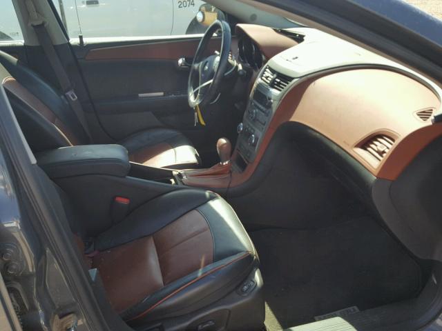 1G1ZK57B08F264925 - 2008 CHEVROLET MALIBU LTZ 灰色 照片 5