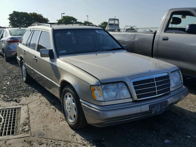 WDBEA92E6RF278541 - 1994 MERCEDES-BENZ E 320 SILVER photo 1