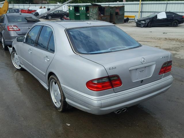 WDBJF74J8YA998675 - 2000 MERCEDES-BENZ E 55 AMG SILVER photo 3