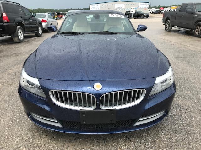 WBALM73539E165295 - 2009 BMW Z4 SDRIVE3 BLUE photo 9