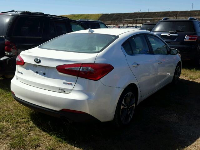 KNAFZ4A81G5445496 - 2016 KIA FORTE EX WHITE photo 4