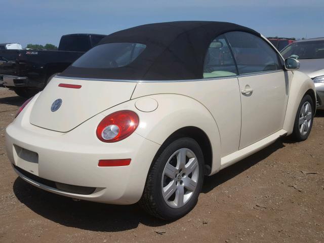 3VWRF31Y07M408630 - 2007 VOLKSWAGEN NEW BEETLE ბეჟი ფოტო 4