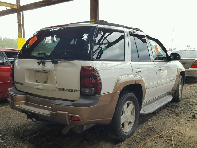 1GNDS13S022270410 - 2002 CHEVROLET TRAILBLAZE WHITE photo 4