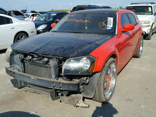 2D4FV48VX5H533708 - 2005 DODGE MAGNUM SXT ORANGE photo 2