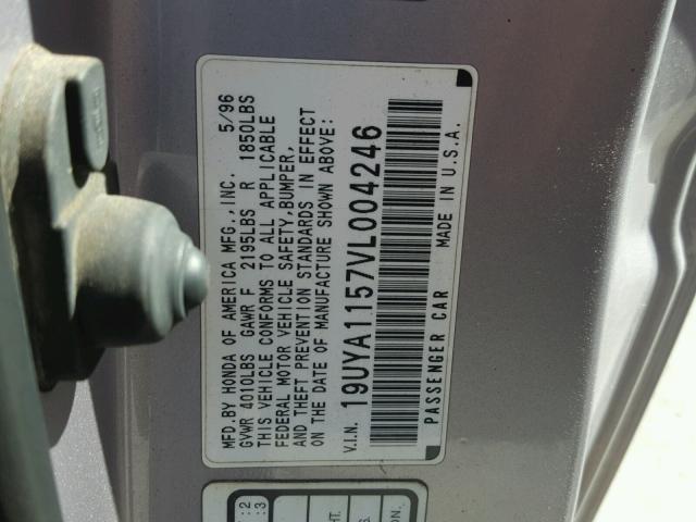 19UYA1157VL004246 - 1997 ACURA 2.2CL رمادي صورة 10
