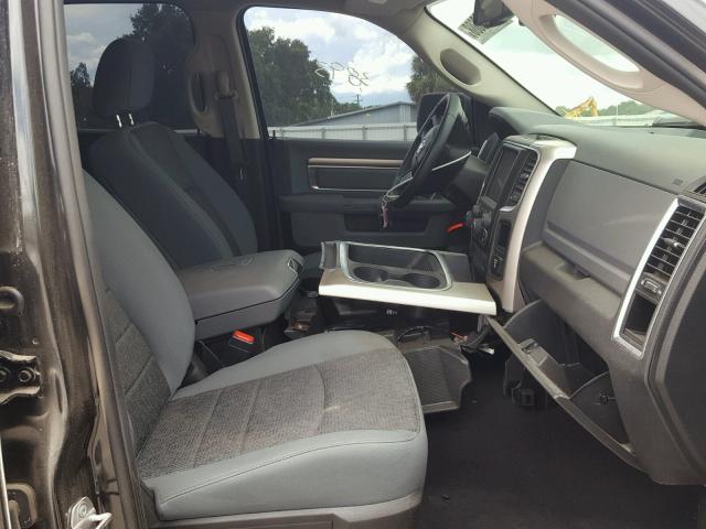 1C6RR6GT6JS117983 - 2018 RAM 1500 SLT BLACK photo 5