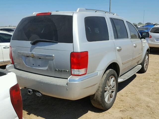 1A8HX58T29F706108 - 2009 CHRYSLER ASPEN LIMI SILVER photo 4