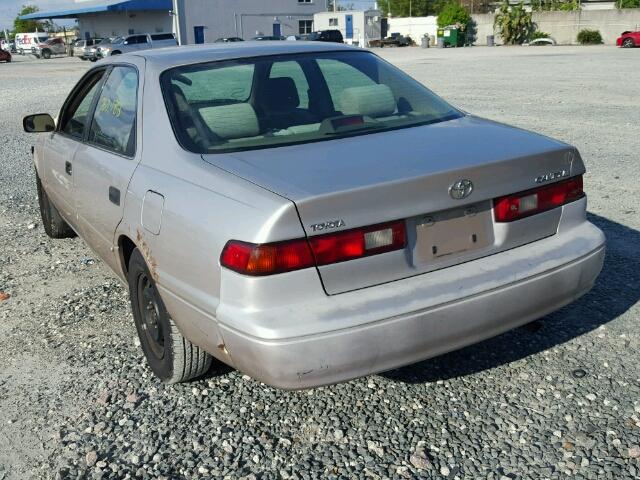 4T1BG22K4VU041063 - 1997 TOYOTA CAMRY CE/L BEIGE photo 3