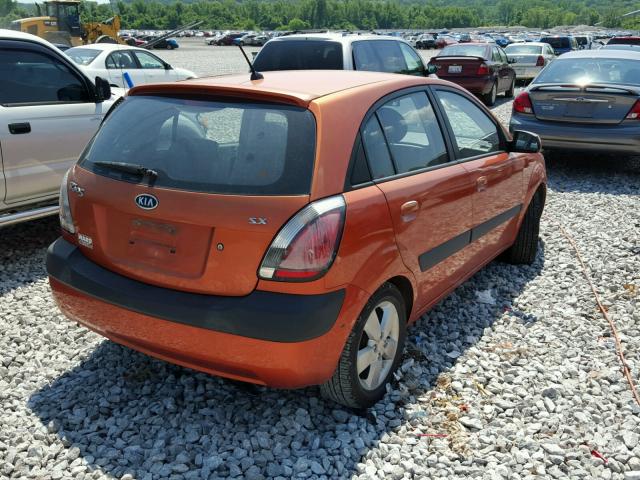 KNADE163376220389 - 2007 KIA RIO 5 SX ORANGE photo 4