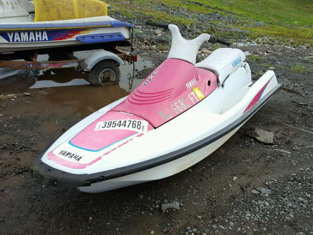 YAMA1325J192 - 1992 YAMAHA 650 WHITE photo 2