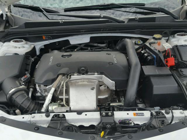1G1ZH5SX6HF182506 - 2017 CHEVROLET MALIBU PRE WHITE photo 7