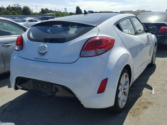 KMHTC6AD1DU157264 - 2013 HYUNDAI VELOSTER B WHITE photo 4