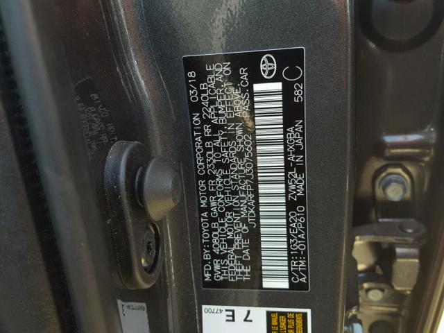 JTDKARFP7J3075602 - 2018 TOYOTA PRIUS PRIM ნაცრისფერი ფოტო 10