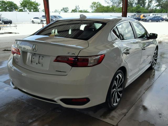 19UDE2F4XJA004451 - 2018 ACURA ILX SPECIA WHITE photo 4