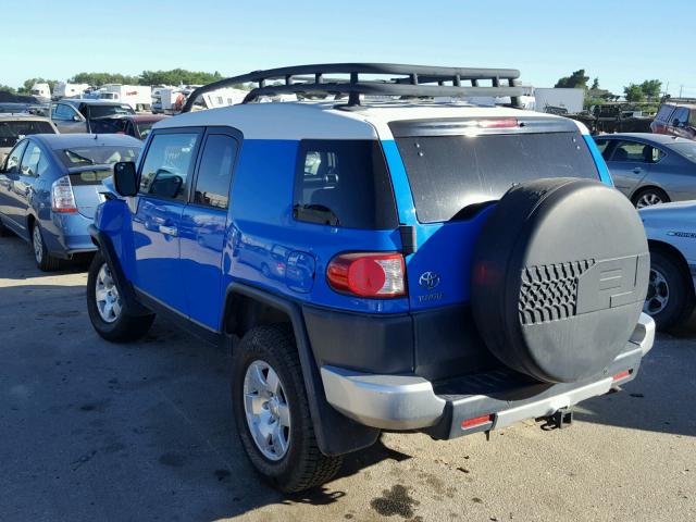 JTEBU11F370085220 - 2007 TOYOTA FJ CRUISER BLUE photo 3