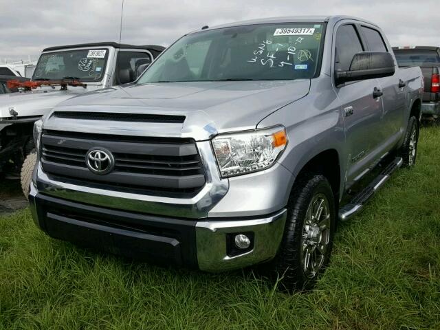 5TFEY5F16FX181424 - 2015 TOYOTA TUNDRA SILVER photo 2