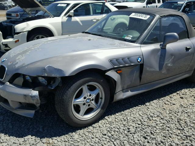 4USCH7321TLB76390 - 1996 BMW Z3 1.9 SILVER photo 9