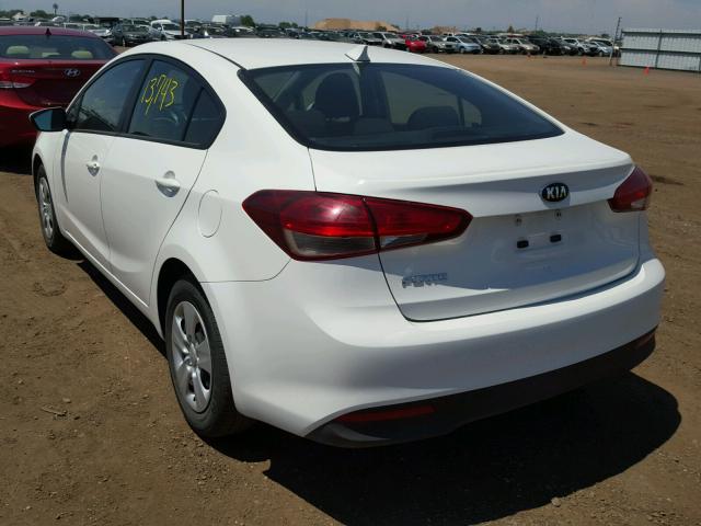 3KPFK4A78HE077032 - 2017 KIA FORTE LX WHITE photo 3