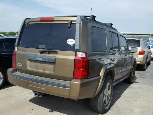 1J8HG48K99C514820 - 2009 JEEP COMMANDER GOLD photo 4