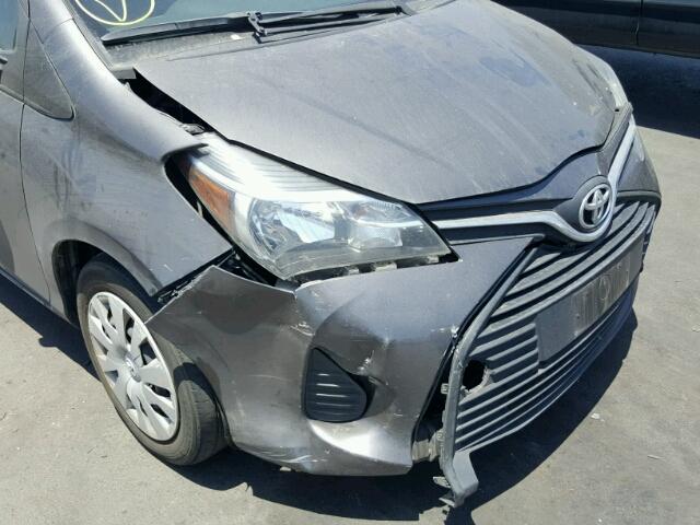 VNKKTUD39GA062858 - 2016 TOYOTA YARIS L GRAY photo 9