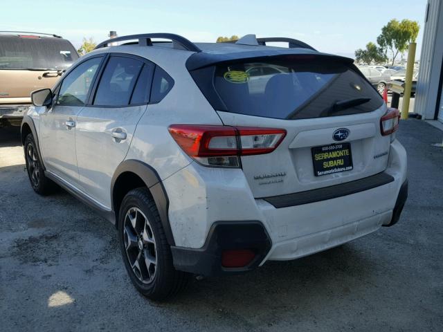 JF2GTADC7JH308495 - 2018 SUBARU CROSSTREK WHITE photo 3