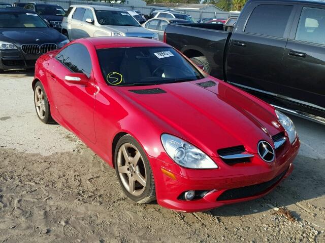 WDBWK54F37F142414 - 2007 MERCEDES-BENZ SLK RED photo 1