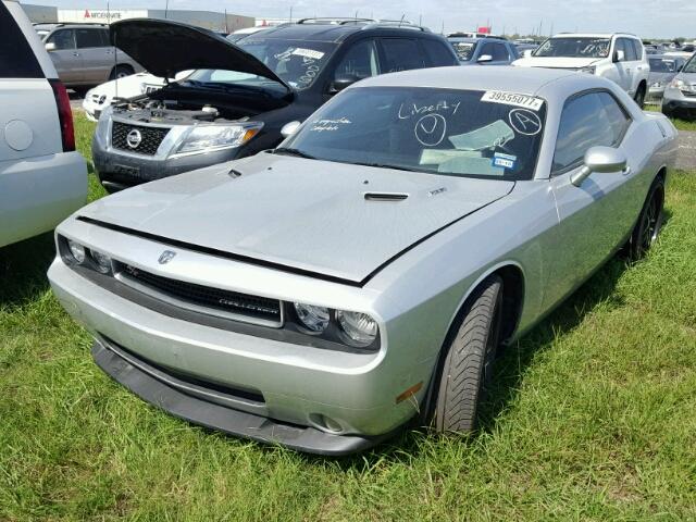 2B3CJ5DT5AH114005 - 2010 DODGE CHALLENGER SILVER photo 2