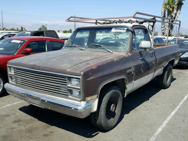 1GCGC24M5DJ157585 - 1983 CHEVROLET C20 BROWN photo 2