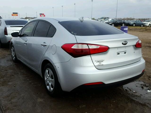 KNAFK4A63F5375789 - 2015 KIA FORTE LX SILVER photo 3