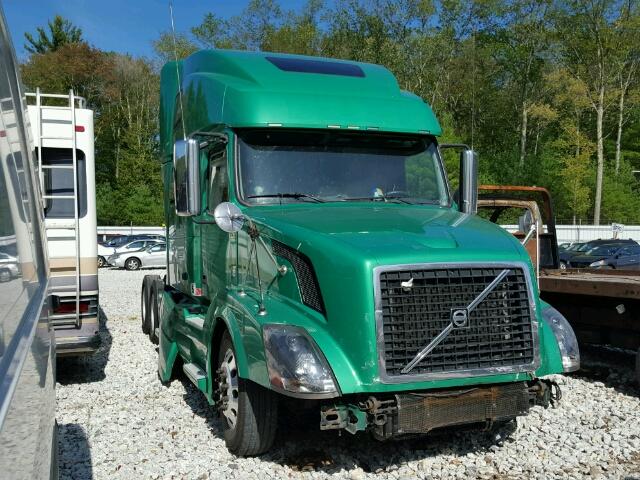 4V4NC9EJ3CN542773 - 2012 VOLVO VN GREEN photo 1