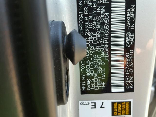 JTDKARFP1H3059504 - 2017 TOYOTA PRIUS PRIM 银色 照片 10