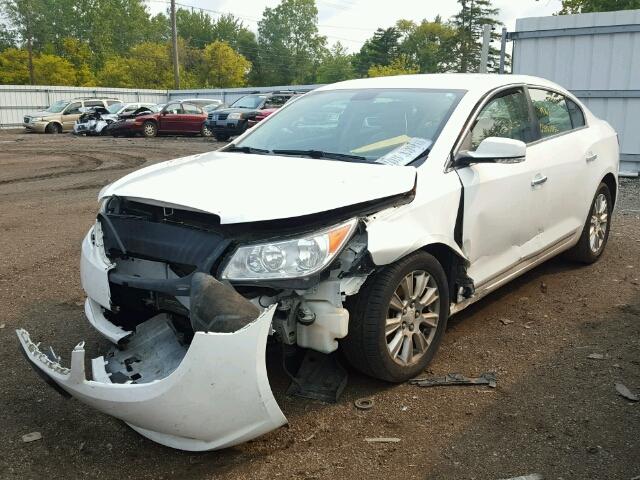 1G4GC5ER3DF128967 - 2013 BUICK LACROSSE WHITE photo 2