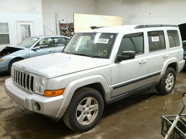 1J8HG48K67C527697 - 2007 JEEP COMMANDER ვერცხლისფერი ფოტო 2