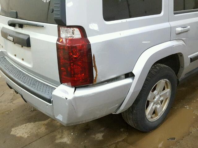 1J8HG48K67C527697 - 2007 JEEP COMMANDER ვერცხლისფერი ფოტო 9