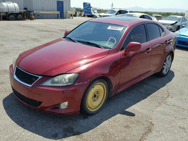 JTHBK262665020724 - 2006 LEXUS IS 250 RED photo 2