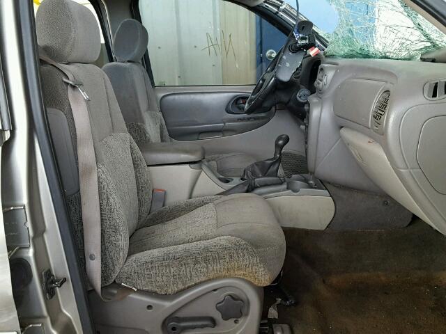 1GNDS13S522323103 - 2002 CHEVROLET TRAILBLAZE GRAY photo 5