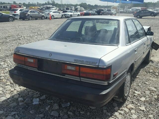 4T1SV21E8LU117379 - 1990 TOYOTA CAMRY DLX SILVER photo 4