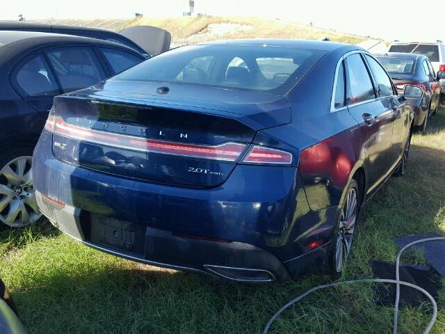 3LN6L5F90HR626692 - 2017 LINCOLN MKZ ლურჯი ფოტო 4