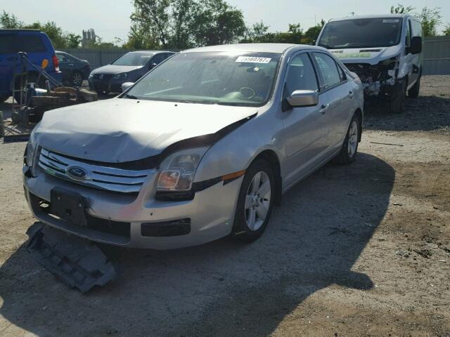 3FAFP07Z26R179425 - 2006 FORD FUSION SE SILVER photo 2