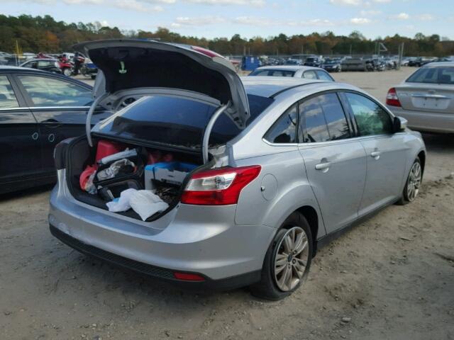 1FAHP3H22CL230282 - 2012 FORD FOCUS SEL SILVER photo 4