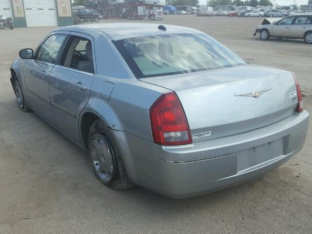 2C3KA53G26H165858 - 2006 CHRYSLER 300 TOURIN SILVER photo 3