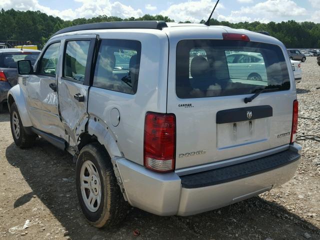 1D4PT2GKXBW599078 - 2011 DODGE NITRO SE SILVER photo 3