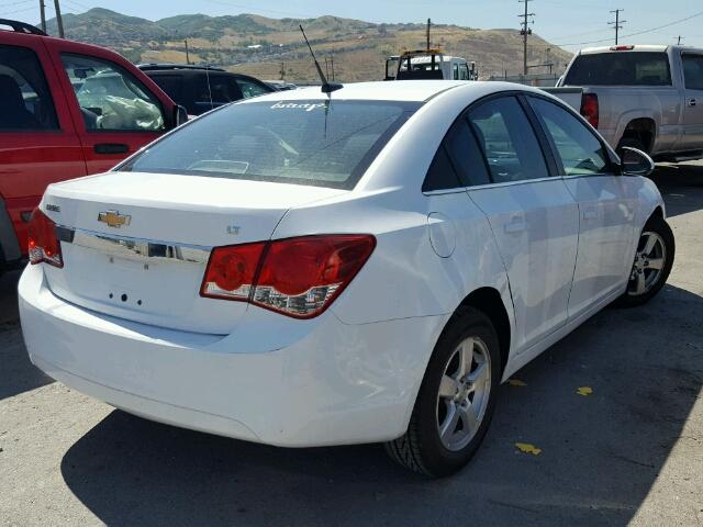 1G1PC5SB6D7307762 - 2013 CHEVROLET CRUZE LT WHITE photo 4