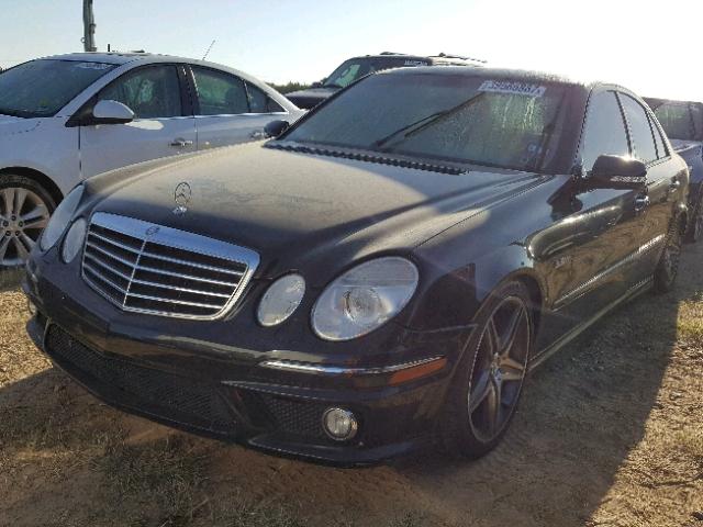 WDBUF77X27B050052 - 2007 MERCEDES-BENZ E BLACK photo 2