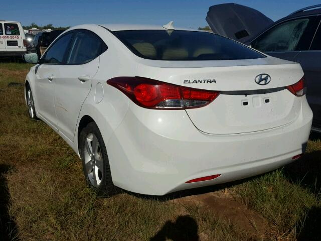 5NPDH4AE5DH370414 - 2013 HYUNDAI ELANTRA WHITE photo 3